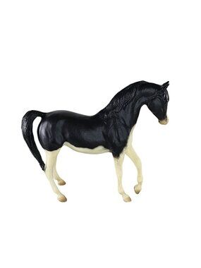 Classic Breyer Horse Eagle Pow Wow Johar Black Pinto 1995 Vintage #705095